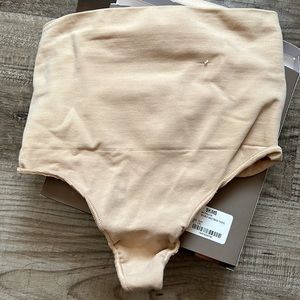SKIMS Core Control thong